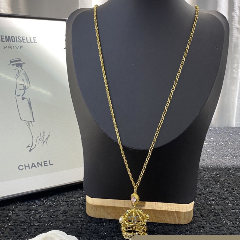 Ch*el necklaces